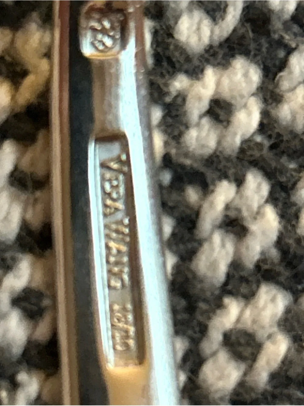 Vera Wang Polished Silver Stainless Steel Teaspoons (3)